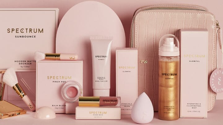 Clutter-Free: How to Clean Your Makeup Collection