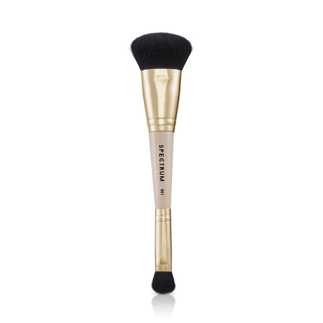 La brocha doble de base y corrector