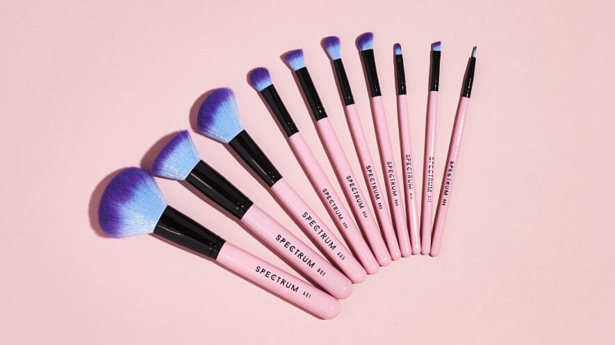How To Seamlessly Cover Blemishes With Makeup