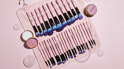New Year Clean Makeup Brushes