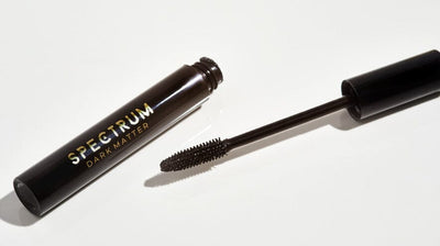 New Year Makeup Clean Up: When Should You Throw Away