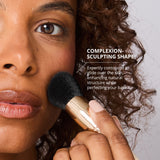 La brocha doble de base y corrector