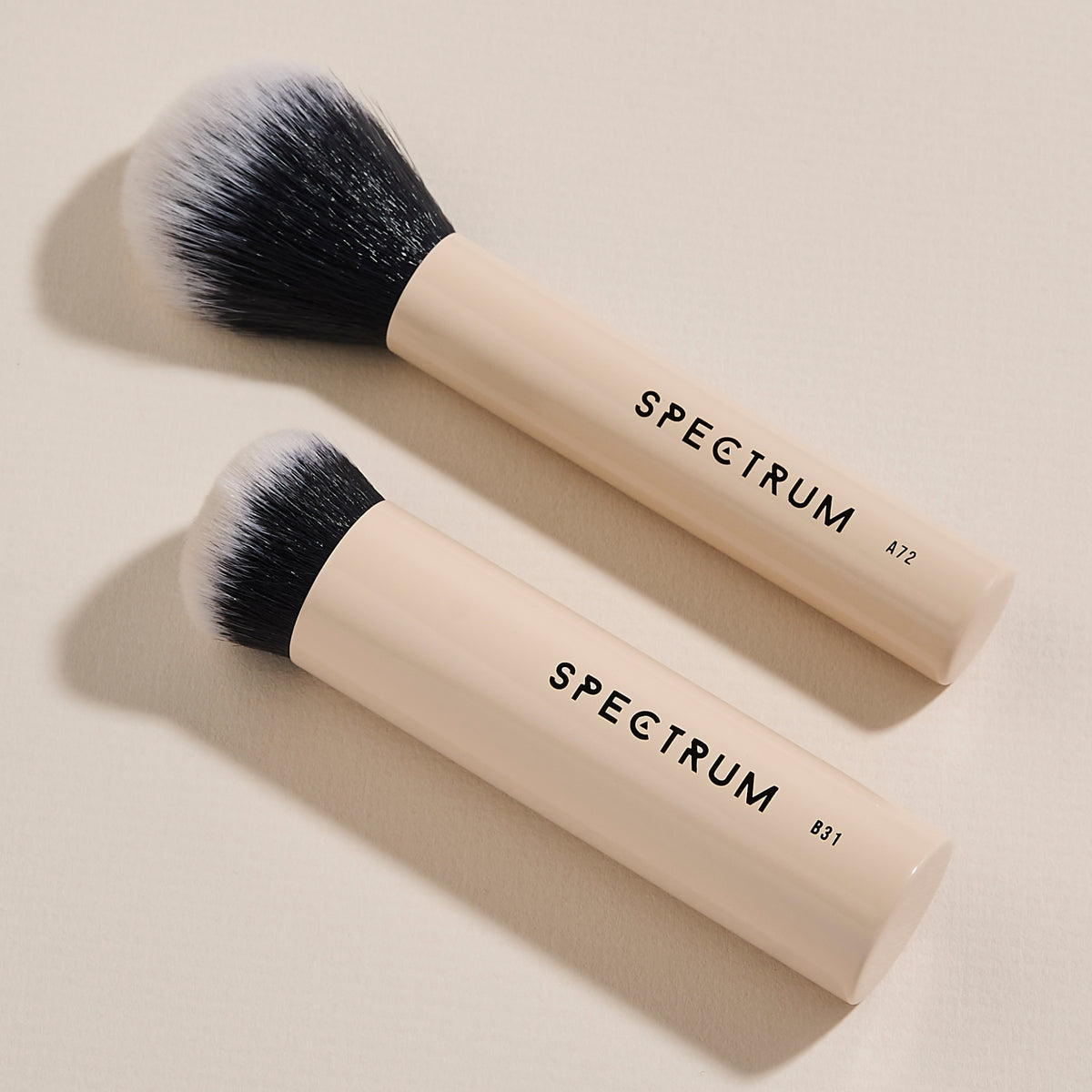 Dúo de brocha de base y polvos Luxe 'The Blur and Set'