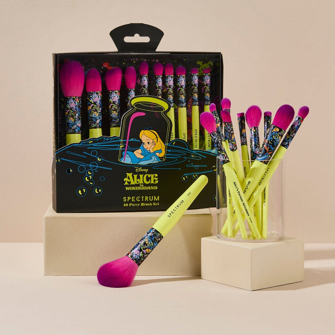 Alice in Wonderland Stay Curious 10 Piece Makeup Brush Set Spectrum