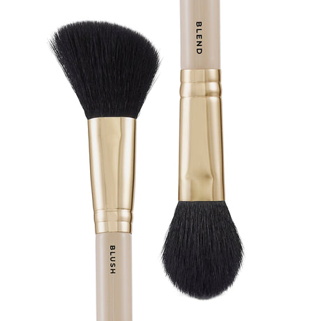 La brocha de doble punta Blush & Blend