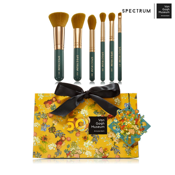 Van Gogh Giftable and Makeup Brush Set Bundle